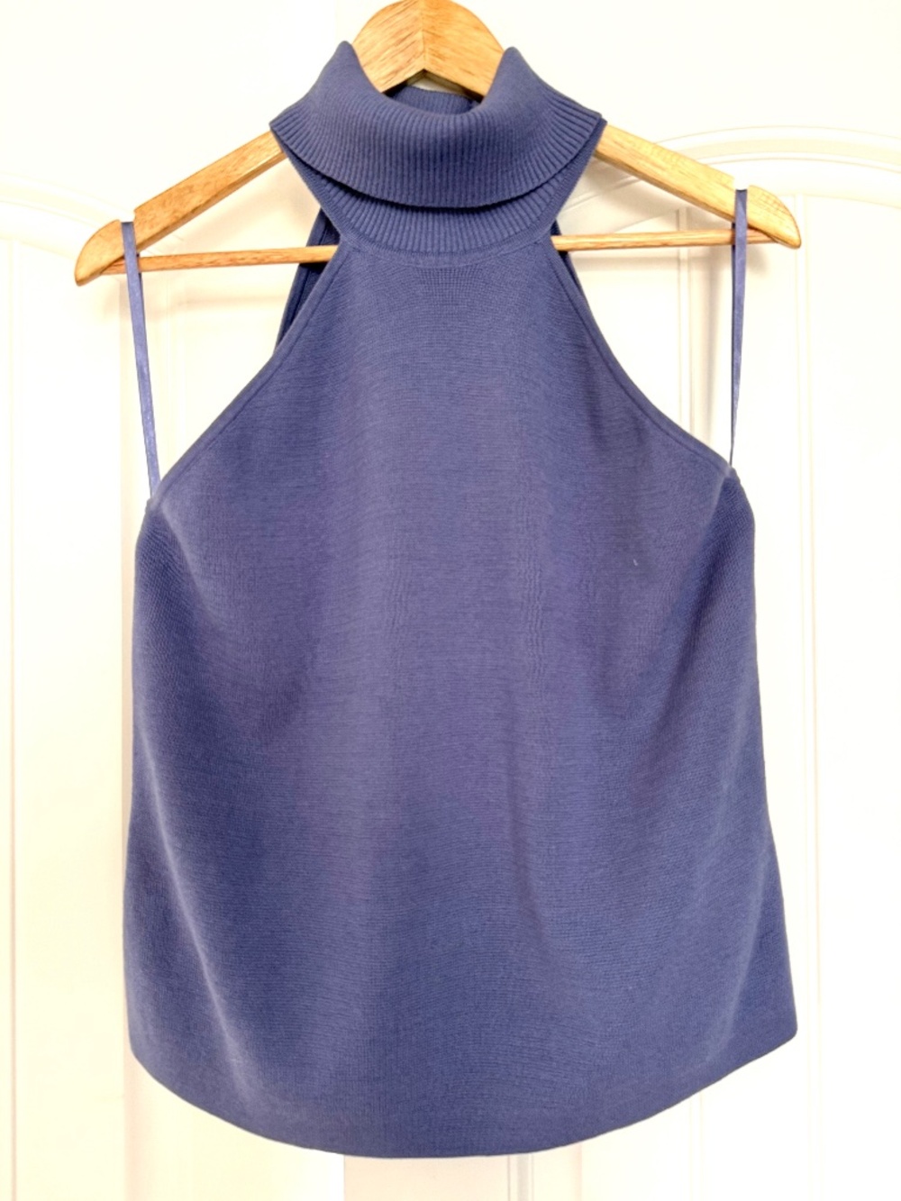 White House Black Market Sleeveless Turtleneck Sweater Purple Size Large EUC